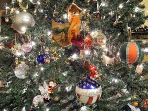 The Wolfe Family Christmas Tree.